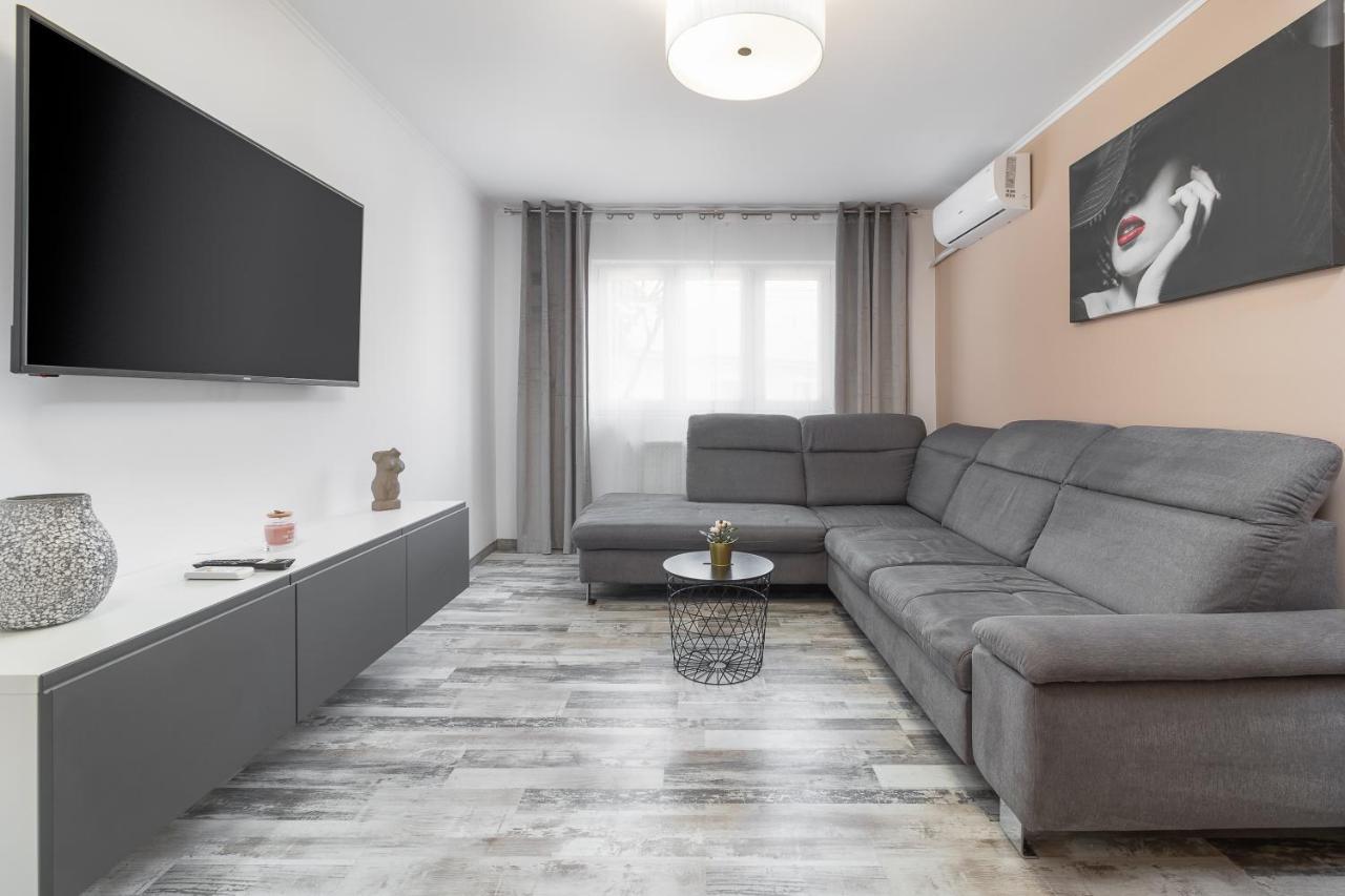 Apartament Decebal Flat Oradea Zewnętrze zdjęcie