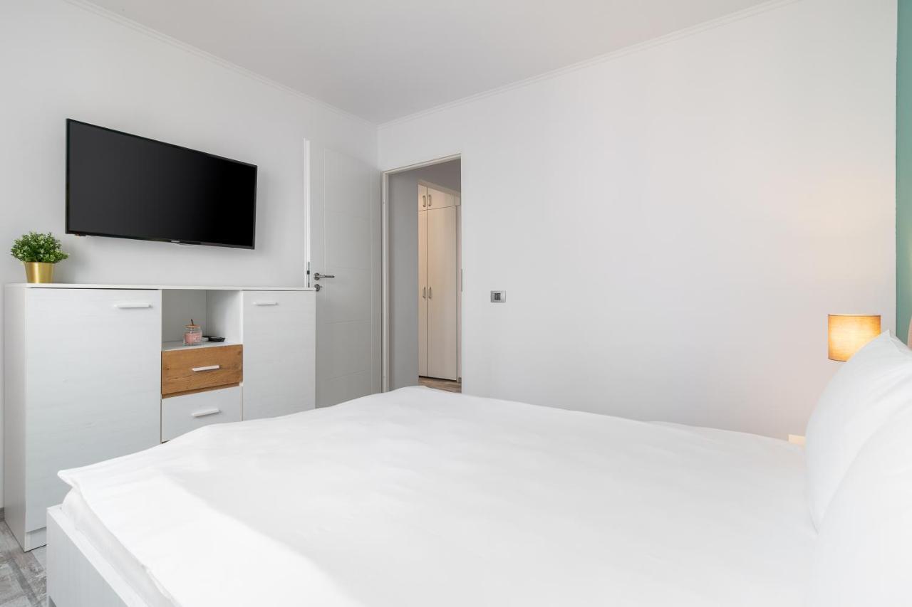 Apartament Decebal Flat Oradea Zewnętrze zdjęcie